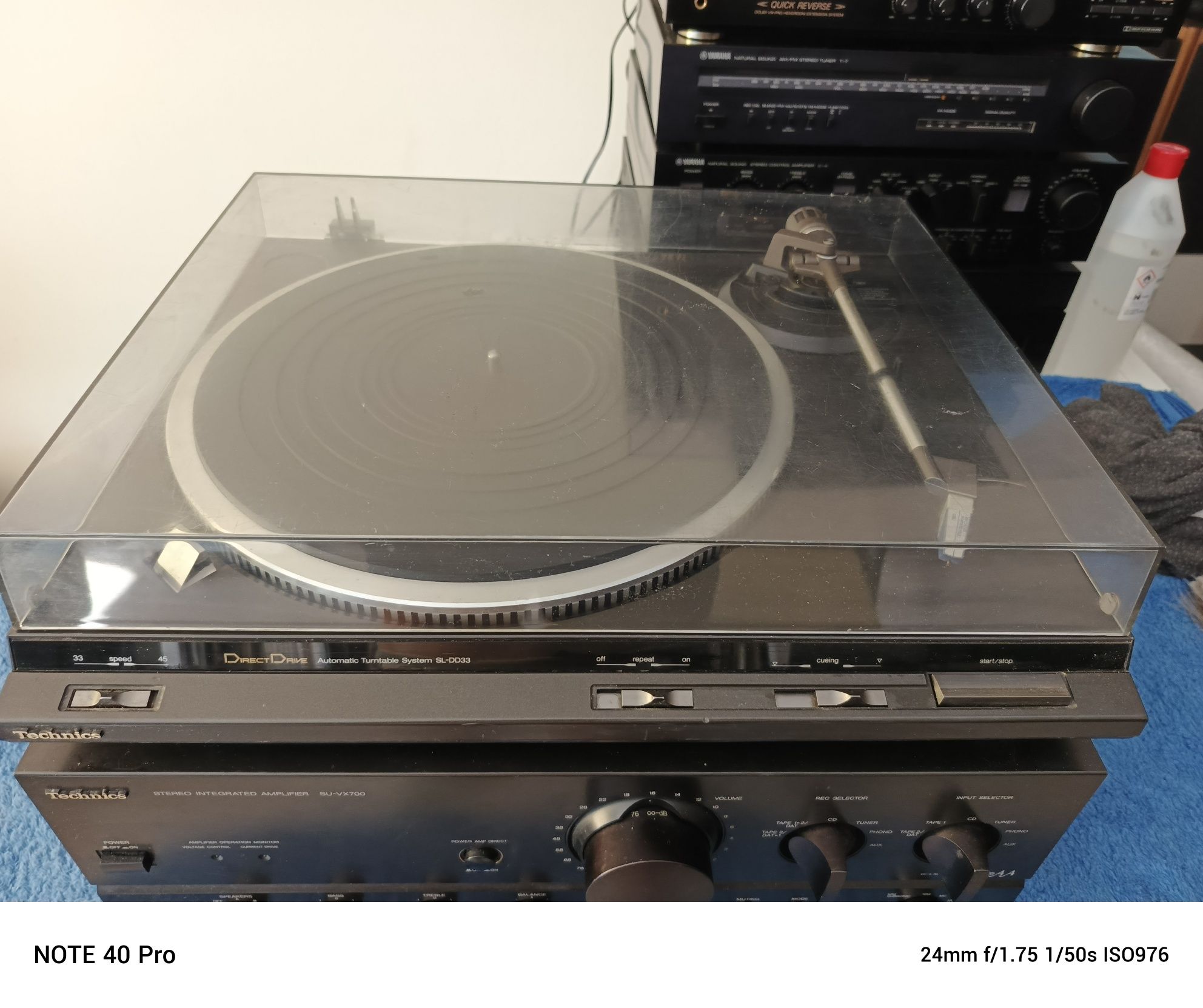 Technics gramofon.