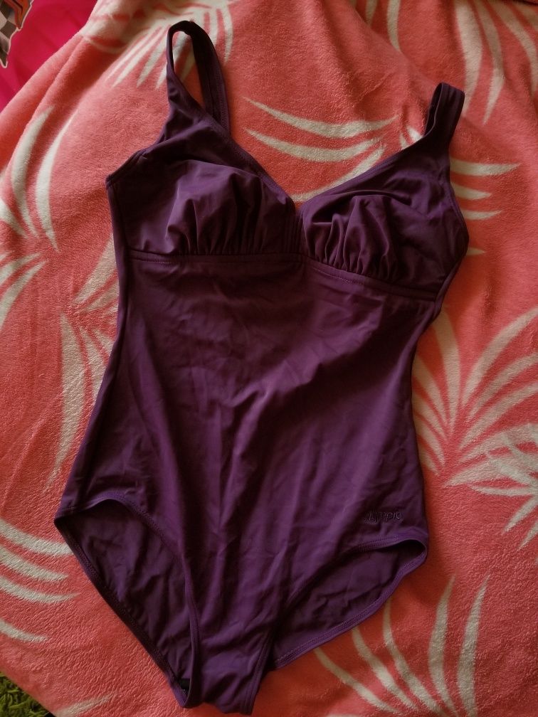 Темно-фіолетовий купальник Olympia
