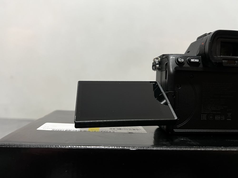 Sony a7 IV (Mark 4) + Obiektyw 28-70mm F3.5-5.6 FE