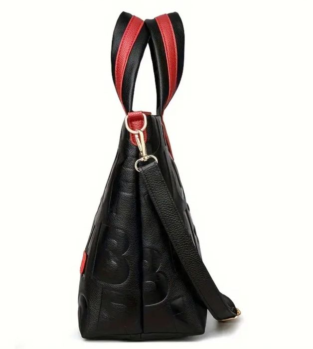 Елегантна жіноча сумка