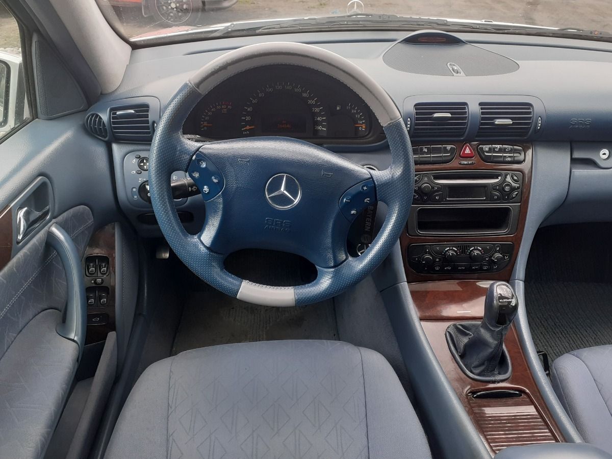 Mercedes Benz C240 2.6 b/gaz • Klimatyzacja • Elektryka szyb i foteli