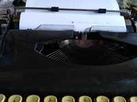 maquina escrever antiga