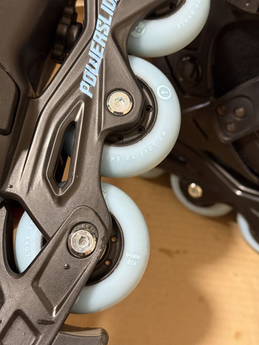 Роликові ковзани Powerslide PS One Khaan Junior, розмір 27-30