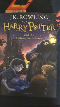 Книга Harry Potter and the Philosopher's Stone (Гарри Поттер 1 часть)
