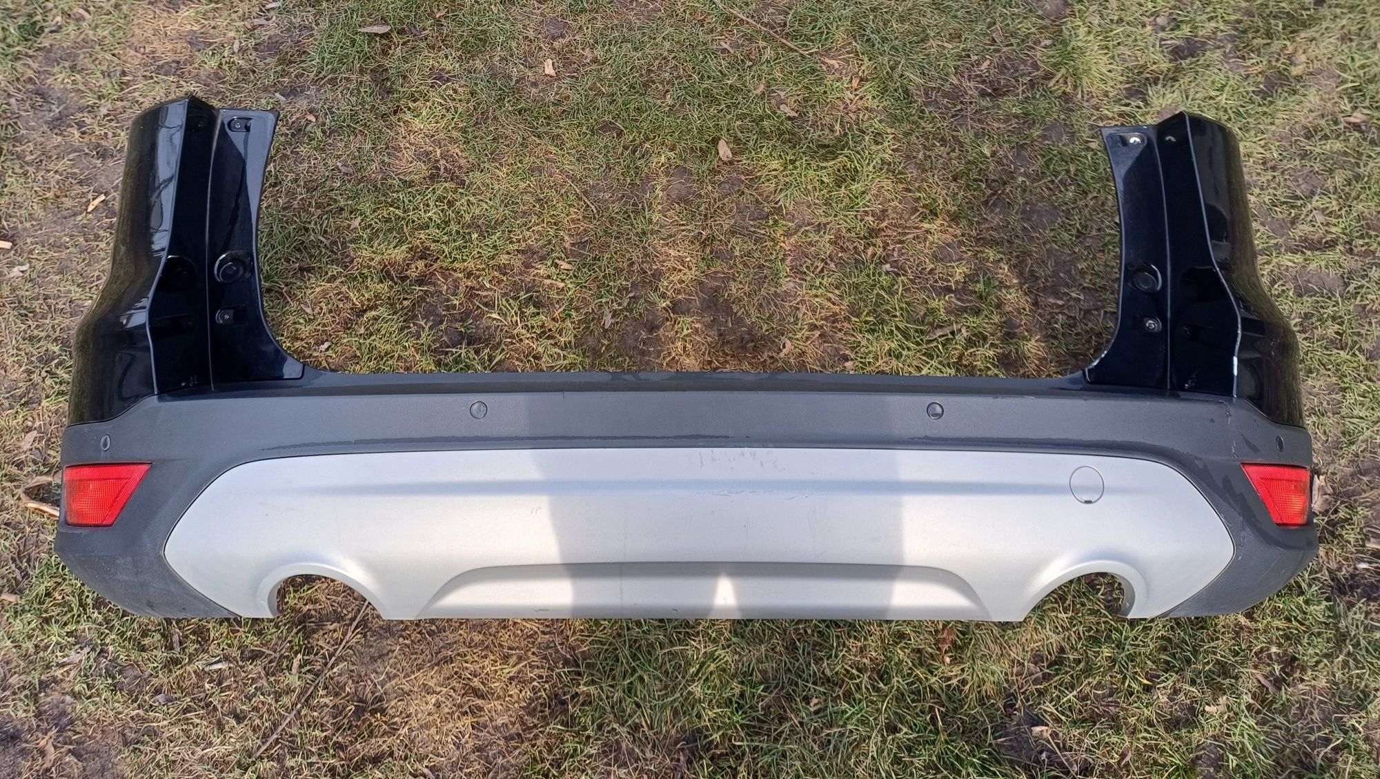Zderzak tylny Ford Kuga Mk 2 kolor FD