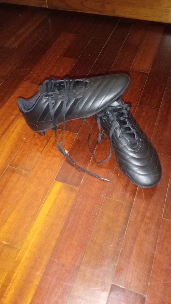 chuteiras da adidas