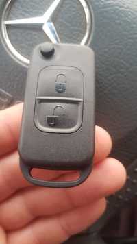 Ключ Mercedes на дві кнопки.