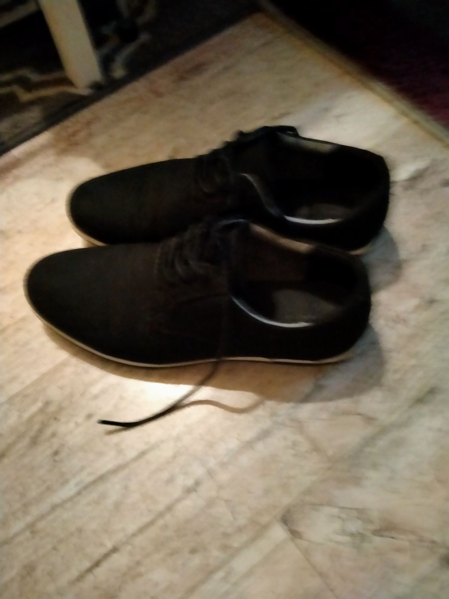 Sprzedam buty wizytowe