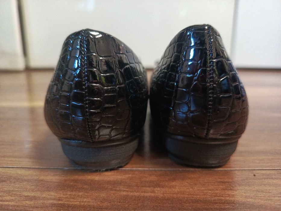 Baleriny lakierki 29