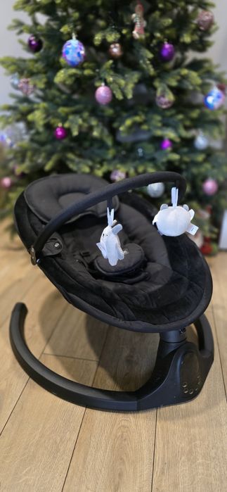 Leżaczek bujaczek firmy MoMi