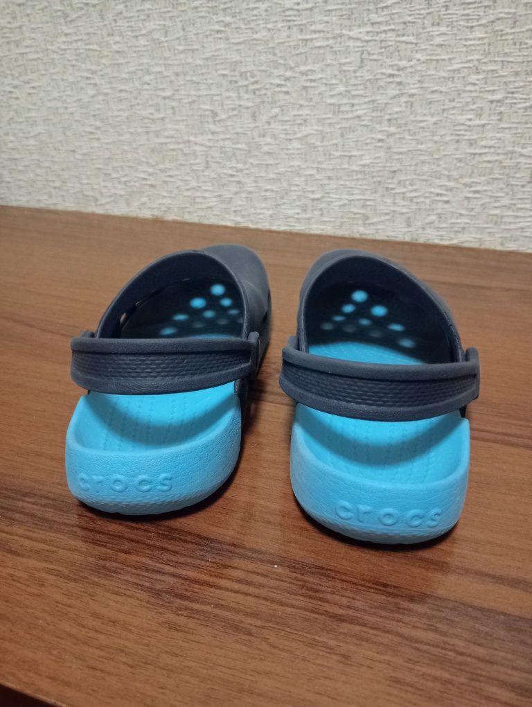 Crocs шлепки, босоножки