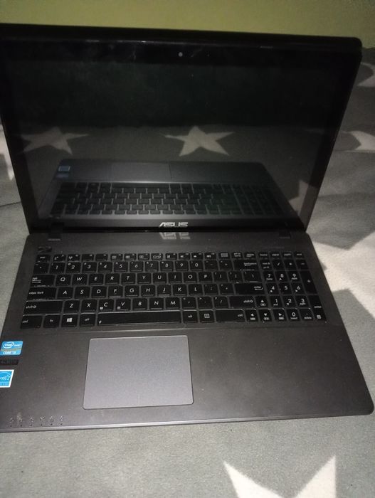 Laptop Asus X550C