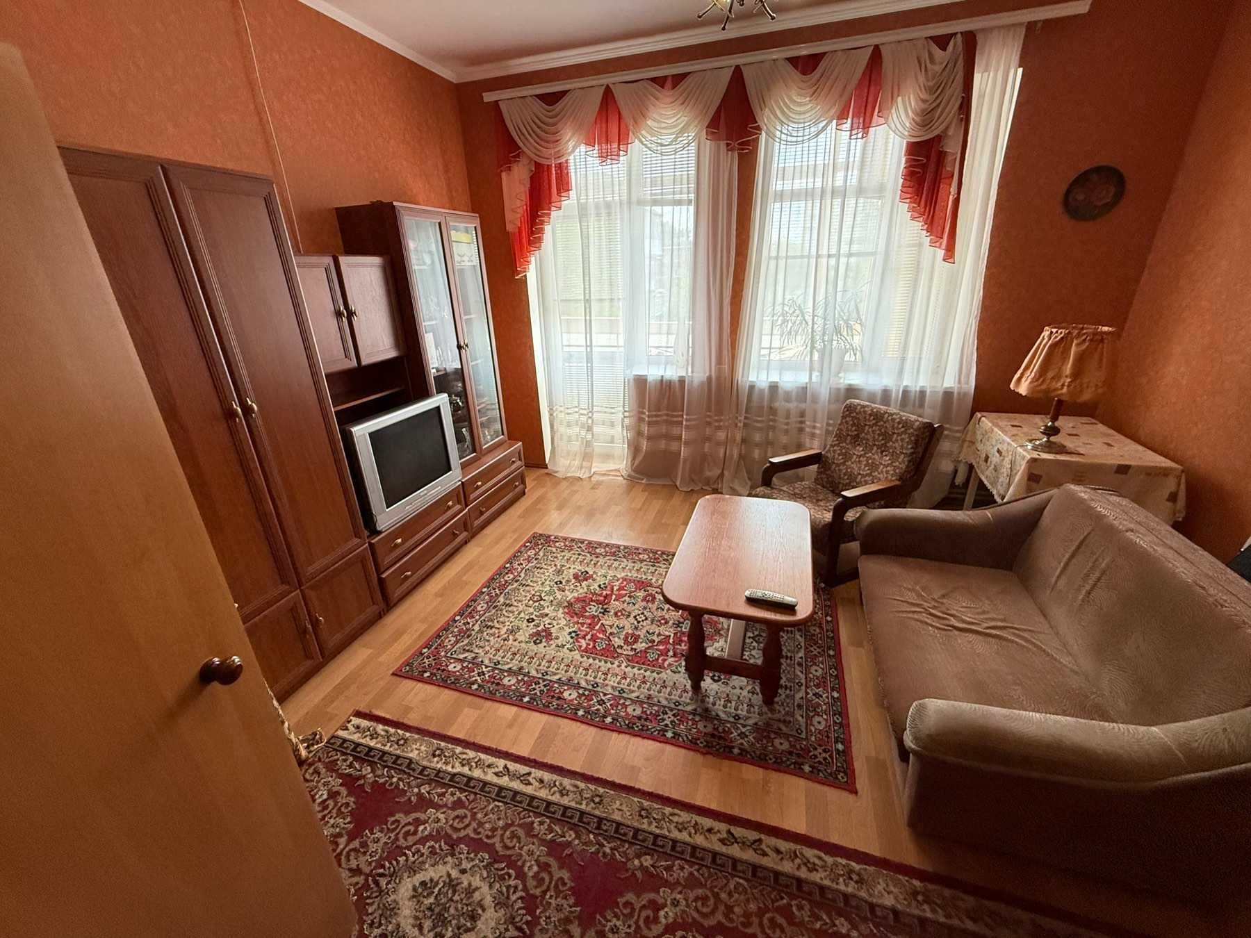 Продаж трикімнатної в новобудові. Центральна частина міста