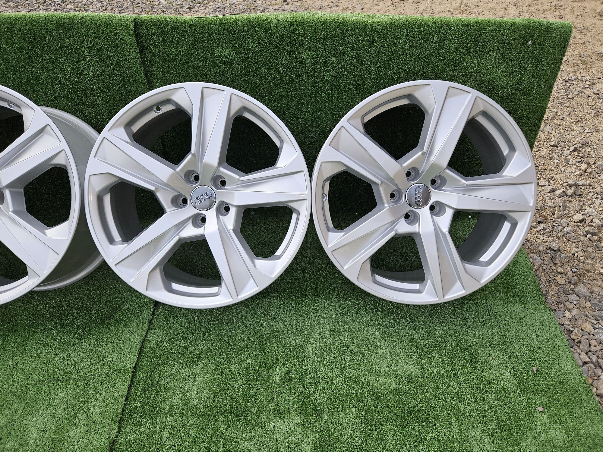 Sprzedam  Nowe Alufelgi Orginalne Audi 5x112 19 A4 A5 A6 A7 A8 Q5 Q7