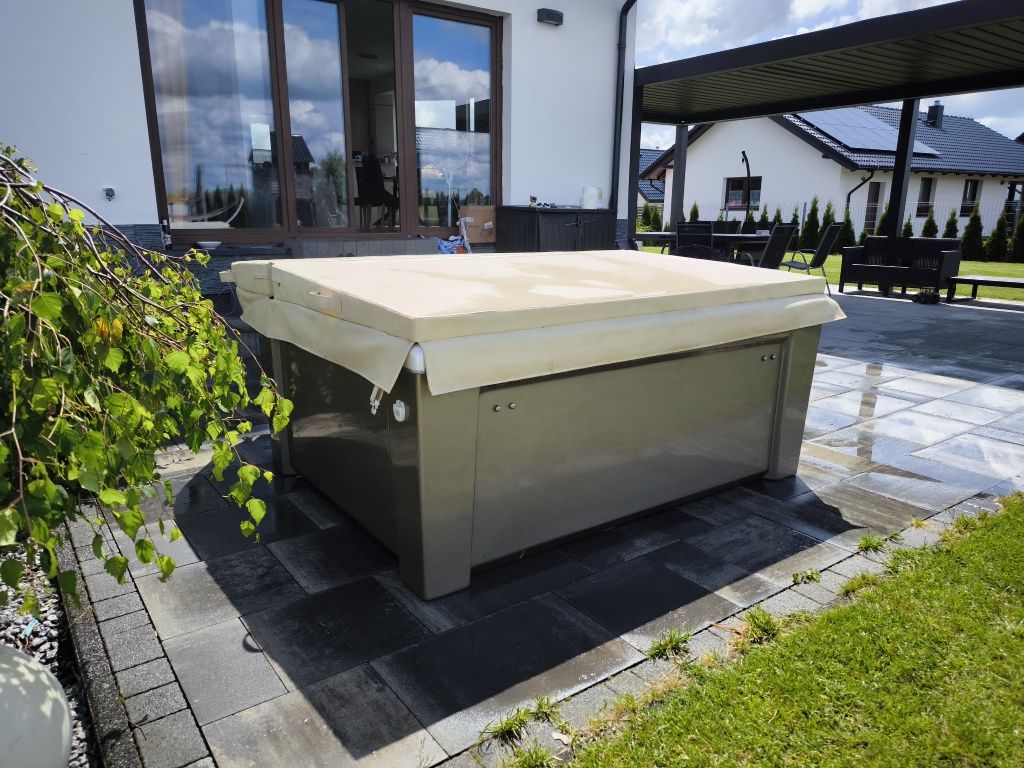 Jacuzzi zewnętrzne