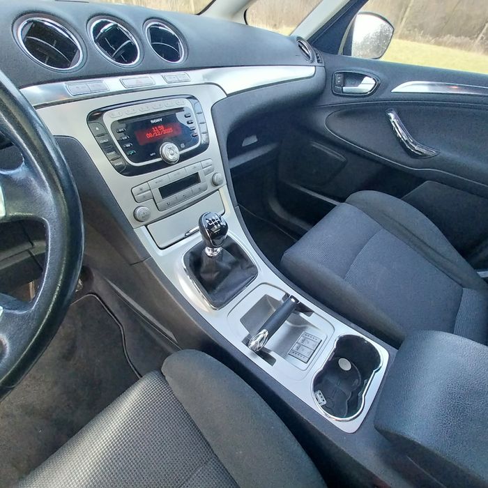 Ford  S- max wersja  7 osobowa panoramiczny dach