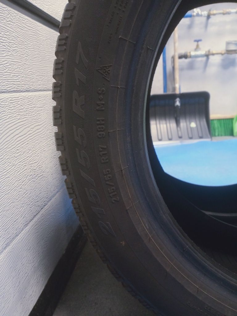 Opony zimowe Pirelli Cinturato Winter 2  215/55/17