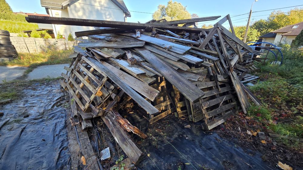 Oddam deski palety drewno za darmo