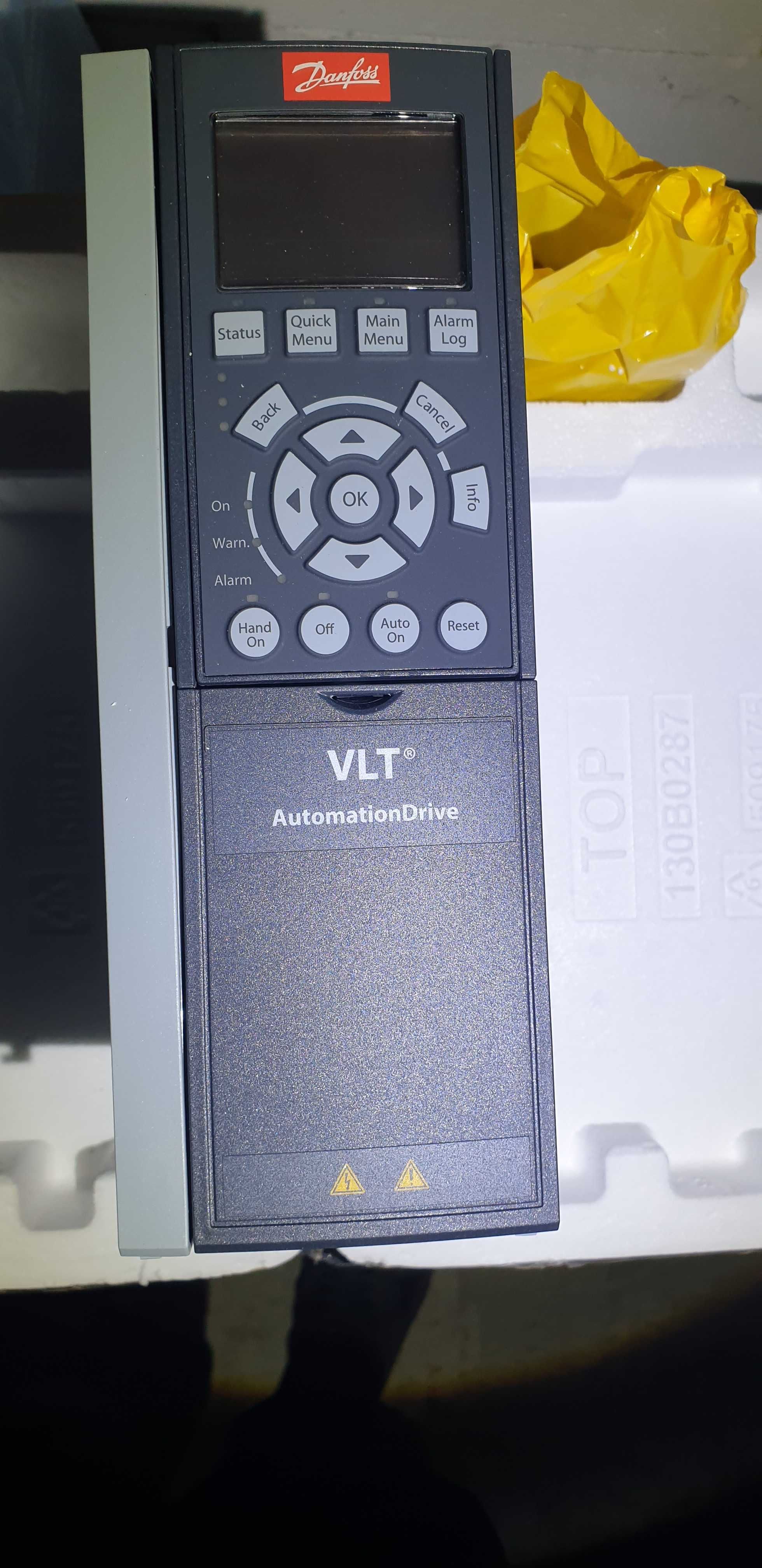 Частотний перетворювач Danfoss VLT FC-302PK75
