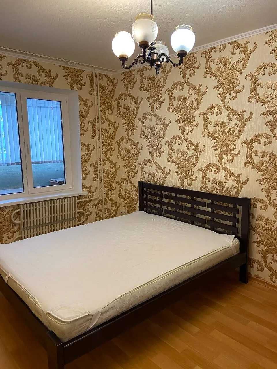 Продам 2-комнатную квартиру, Левый Берег,  Ж/М Левобережный.