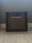 Wzmacniacz do gitary Behringer Ultracoustic AT108