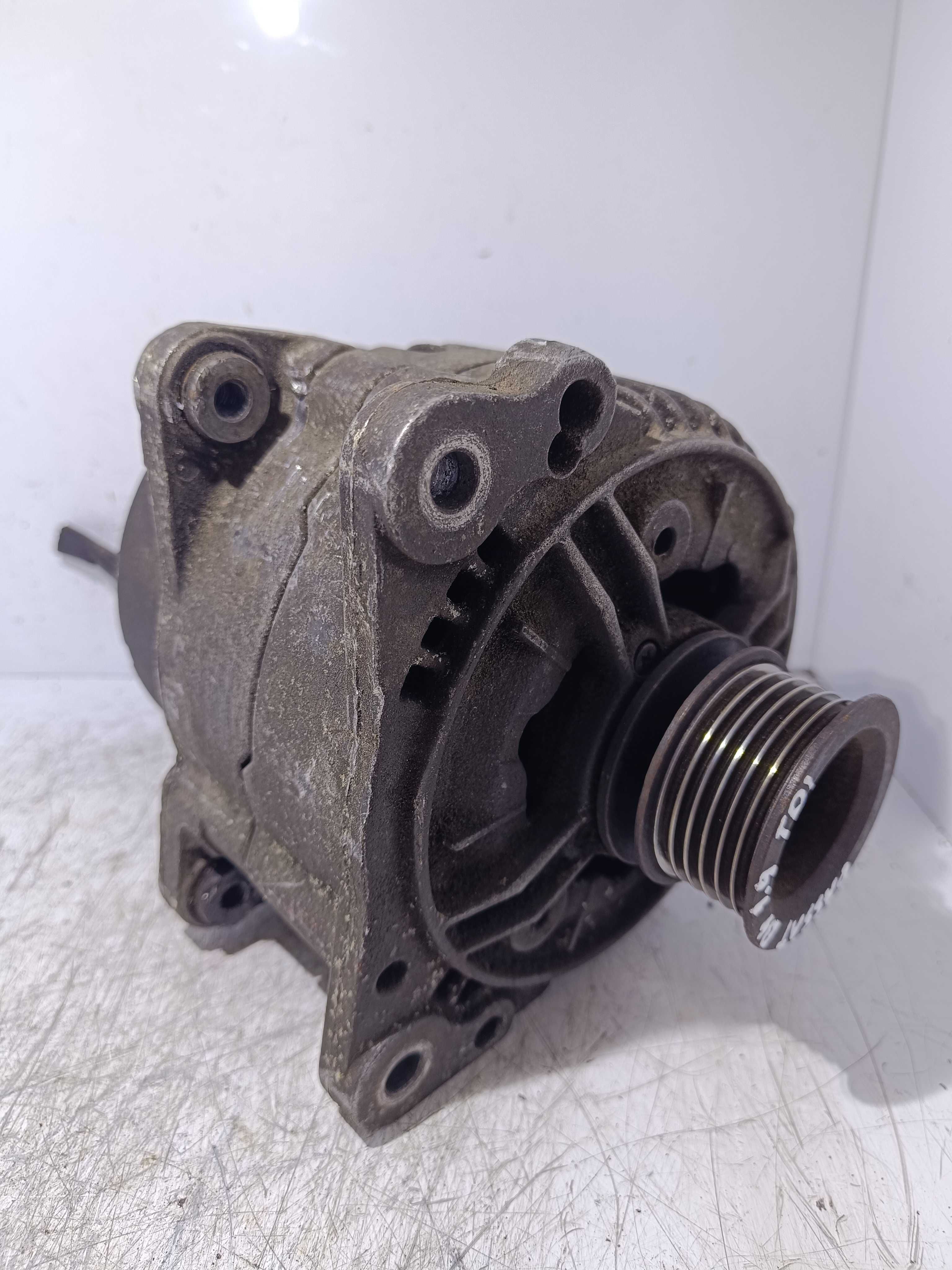 Alternator 120A VW PASSAT B4 1.9 TDI