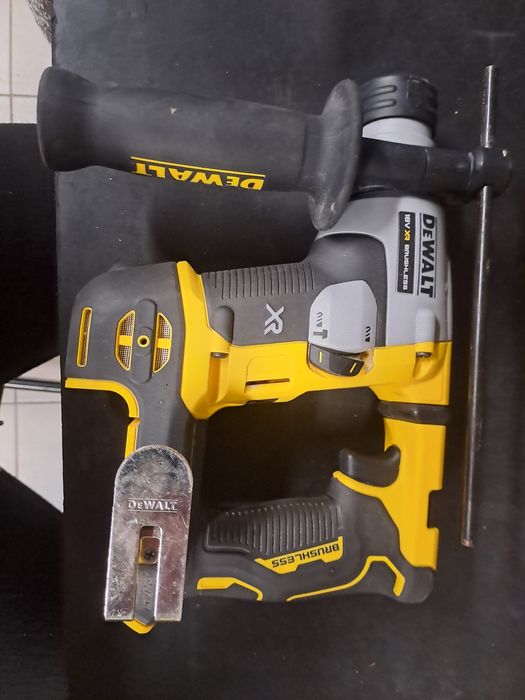DeWalt młotiwiertarka SDS Plus 18v