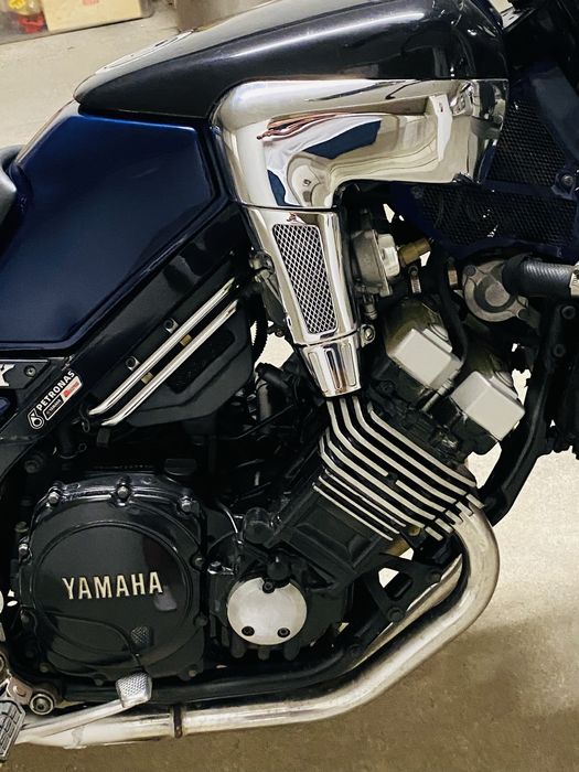 Yamaha fzx 750 ano 1994 muito bom estado