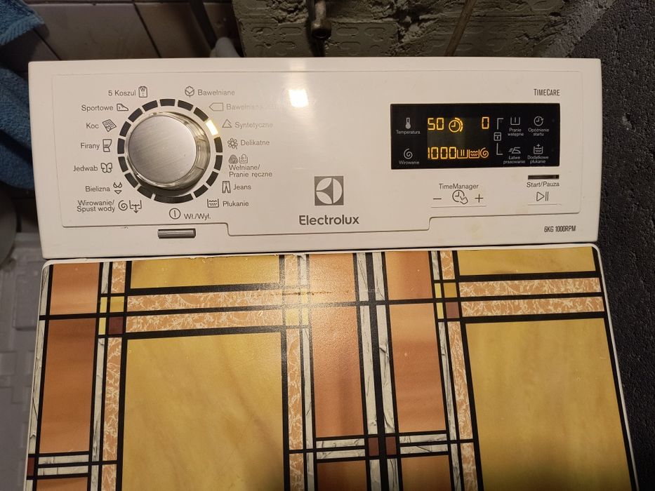 Pralka Electrolux ewt1066 ekw otwierana z góry A++