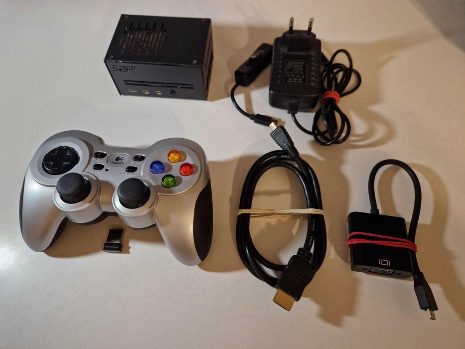 Raspberry pi 4b 4GB Batocera 42 retro system - konsola do gier