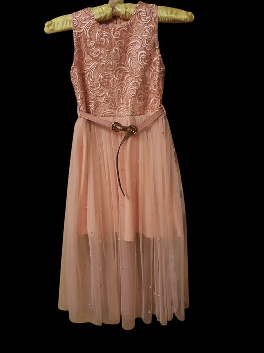 Плаття випускне, святкове, бальне,