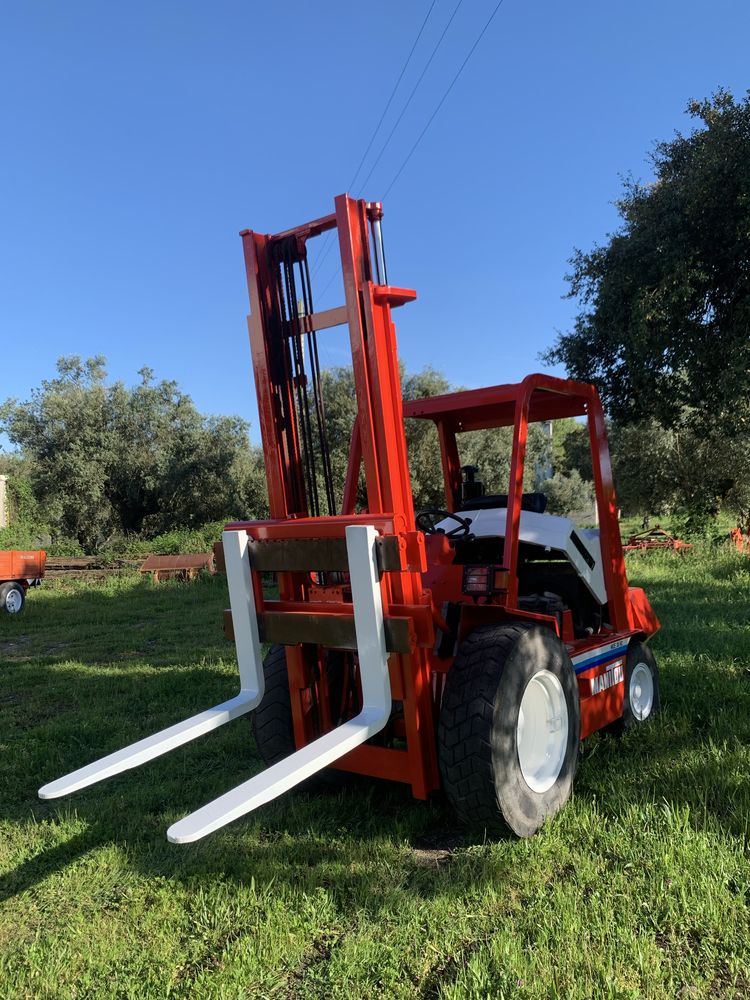 Empilhador Manitou MCE30HZ