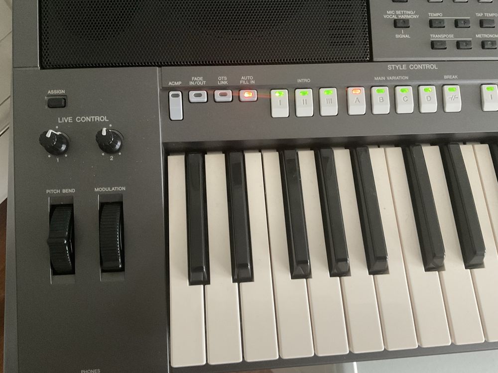 Keyboard YAMAHA PSR S970