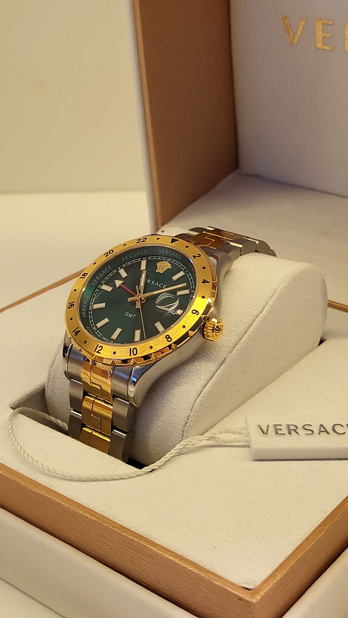 Zegarek VERSACE V1105/0016 Hellenyium GMT