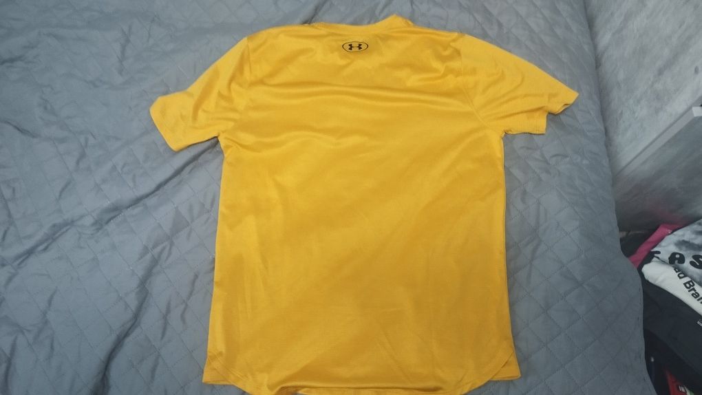Футболка Under armour ориг