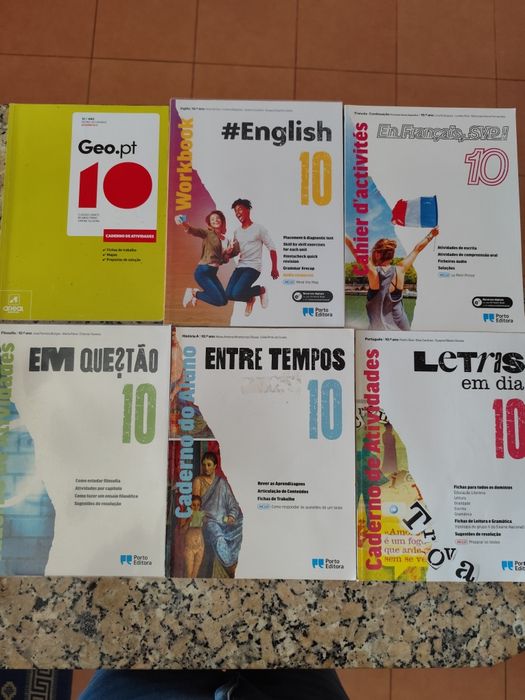 Cadernos atividades 10°ano