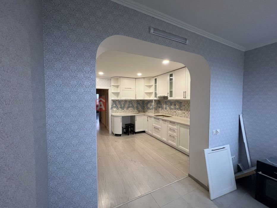 3 кімн. на вул. Сергія Данченка, ЖК Крістер Град, поруч ЖК Варшавський