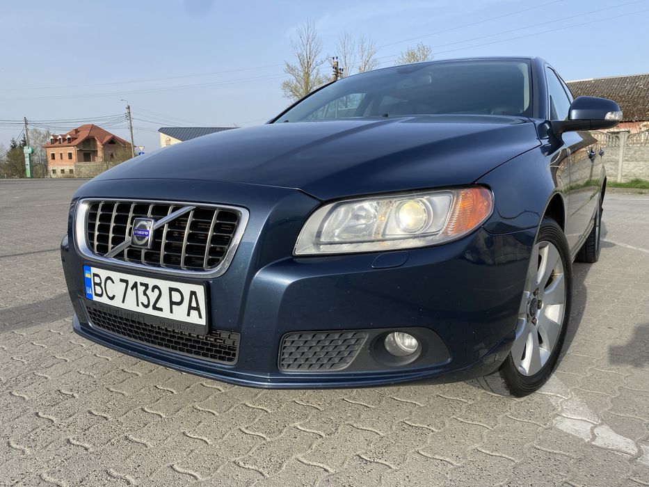 Volvo V70 2.4d  2008