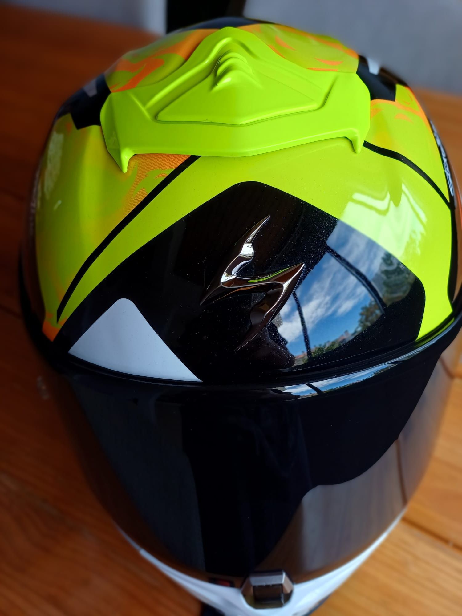 Capacete SCORPION EXO-R1 AIR alvaro bautista