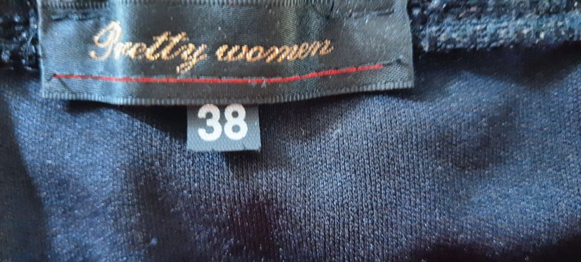 Czarna sukienka bez ramiączek, rozmiar 38