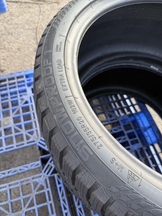 275/35 r20 Nokian SnowProof 1 Резина зимняя НОВАЯ