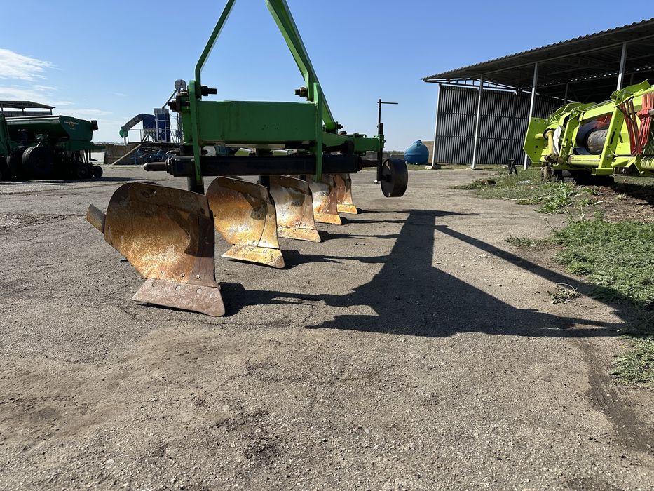 Плуг 5 корпусний ПЛН 5-35 ПНБ 5