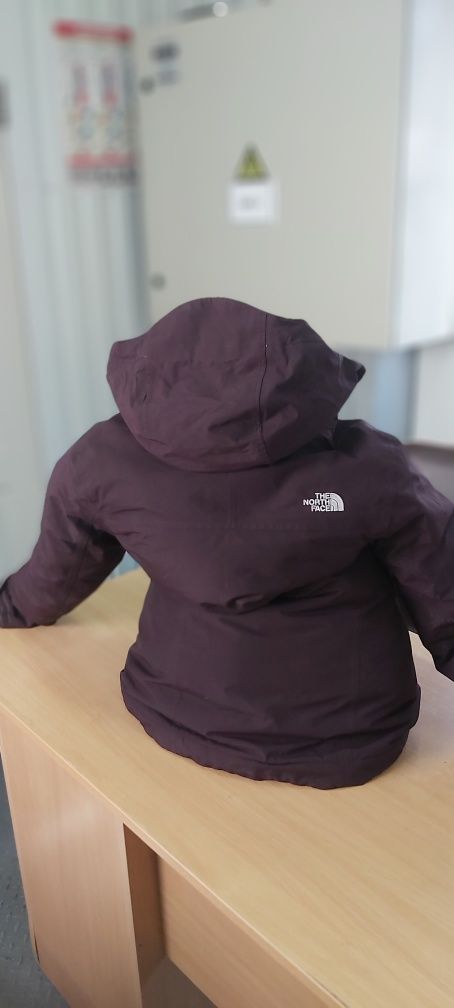 Курточка  женская The North Face