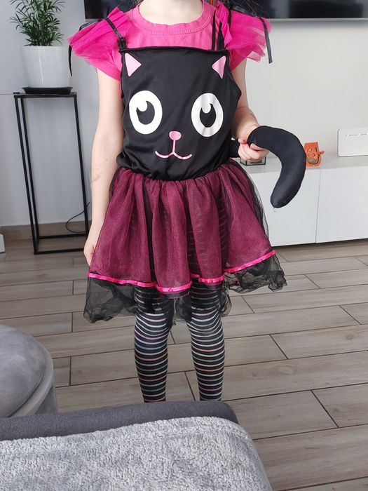 Strój kota. Bal przebierańców, halloween