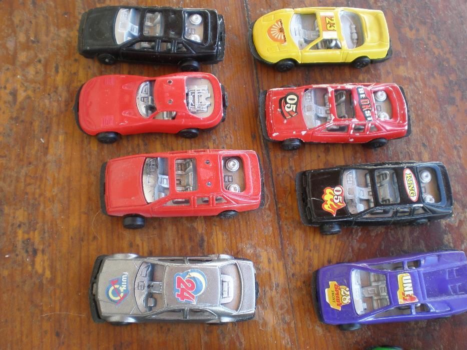 19 carros miniatura