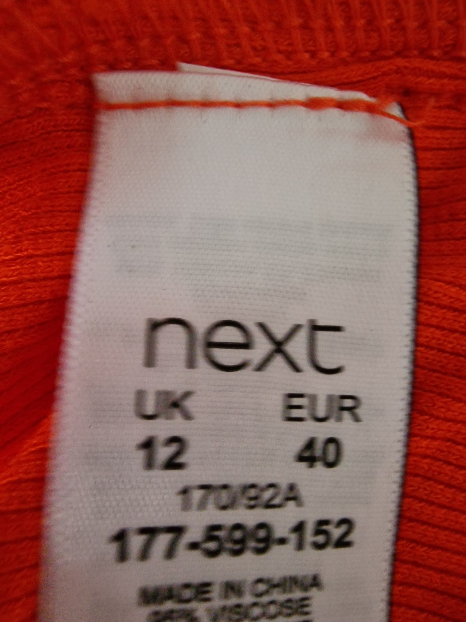 Sukienka prązki "Next".