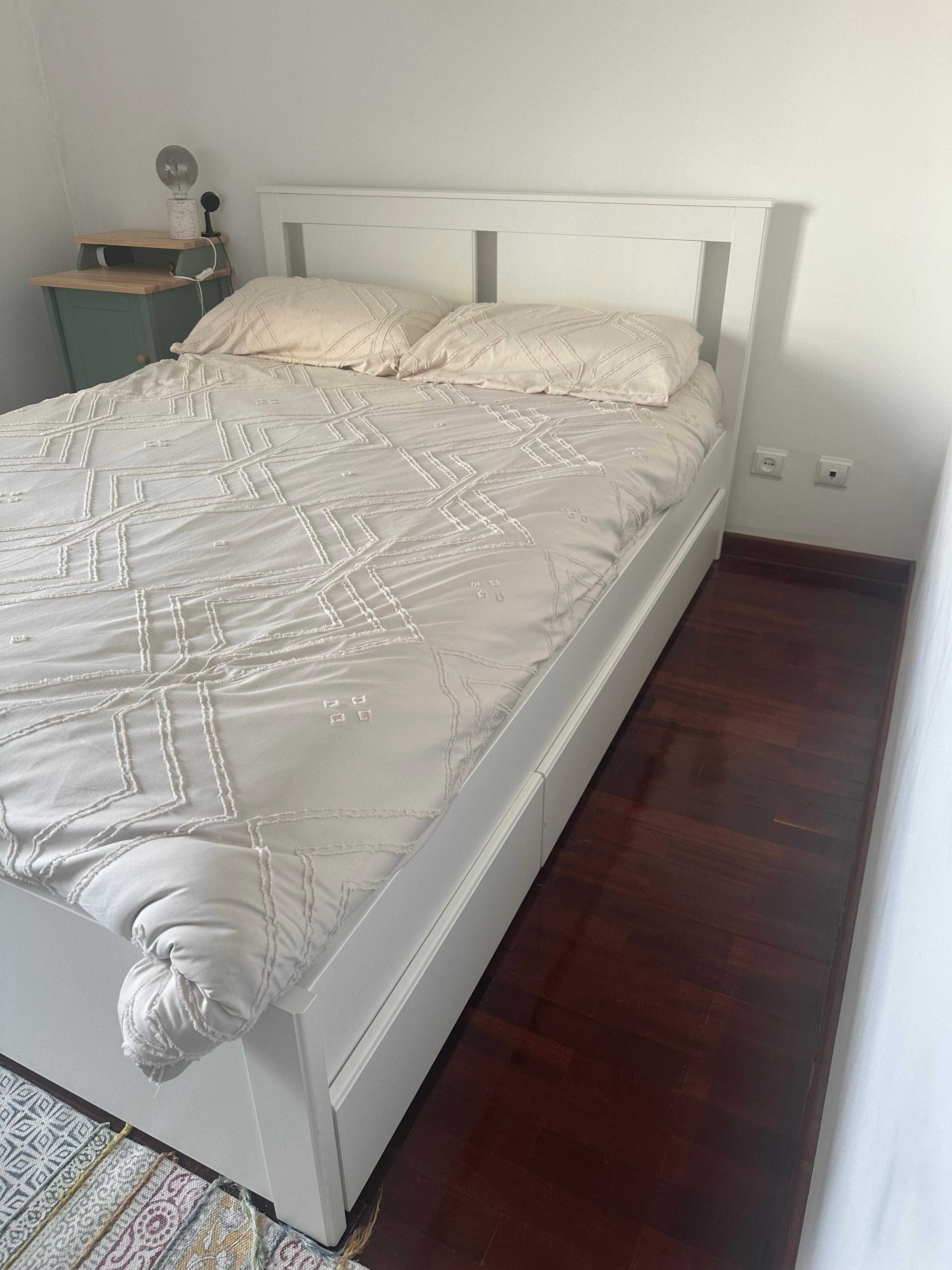 Cama de Casal Branca + Colchão 140x200cm