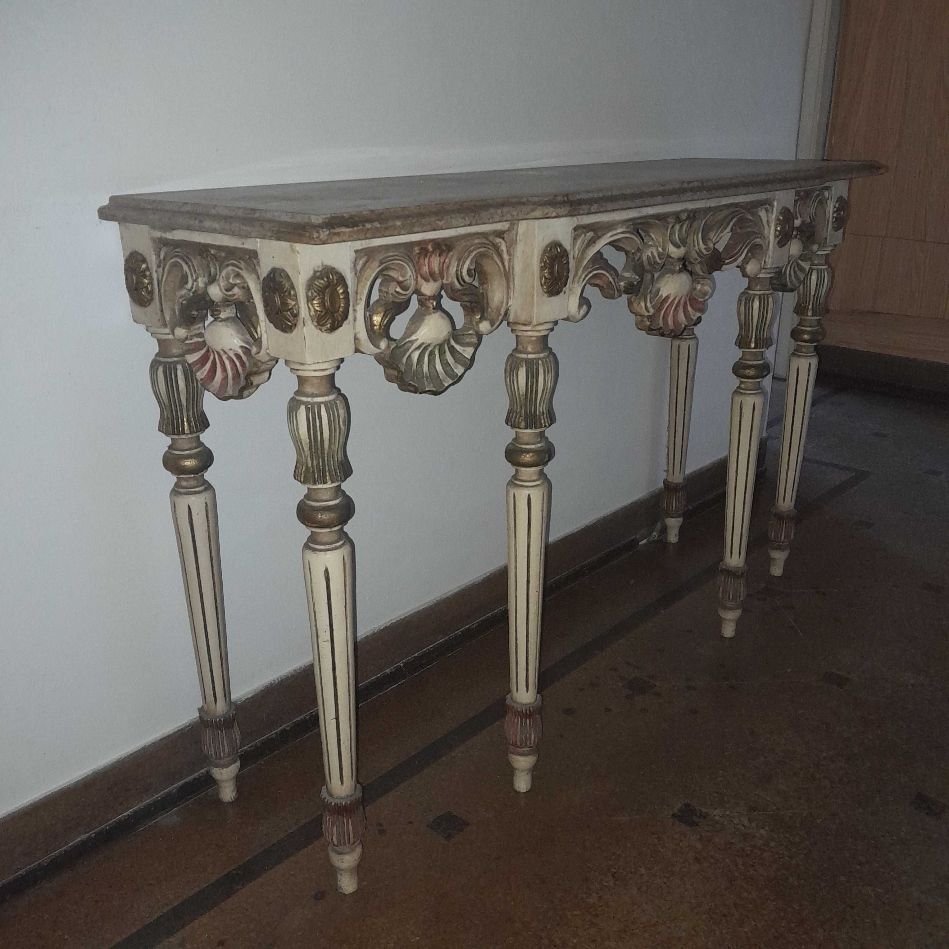 Credência antiga com tampo de mármore 122cm x 37cm