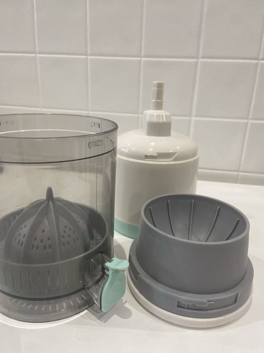 Espremedor de Fruta Eletrico