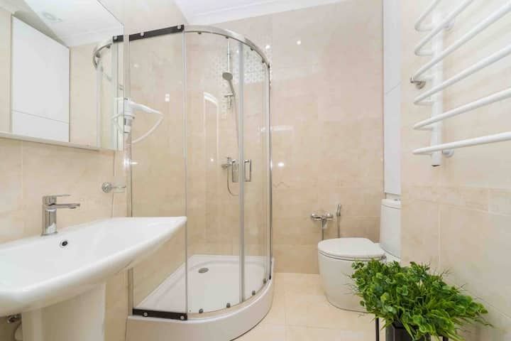 Сдам стильную квартиру в центре города 17 Жемчужина на Асташкина